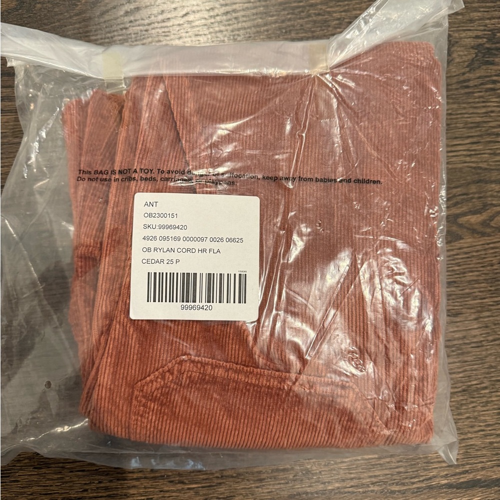The Ryland High Rise flare corduroy jean Pilcro 25P - Picture 7 of 7